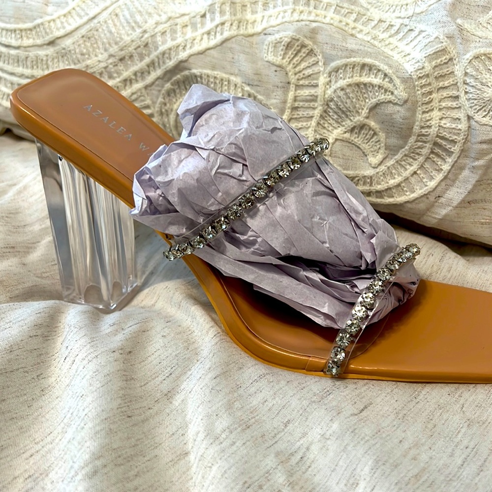 Diamond Heel